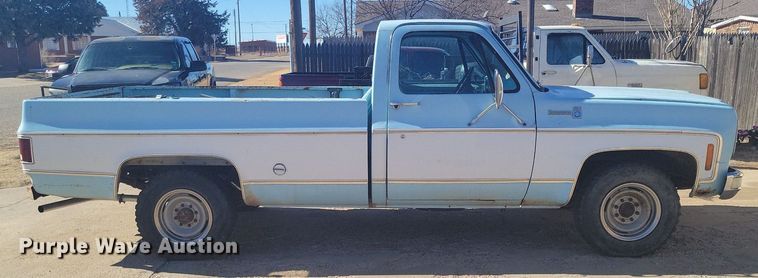 image for item LG9483 1977 Chevrolet Bonanza 20  pickup truck