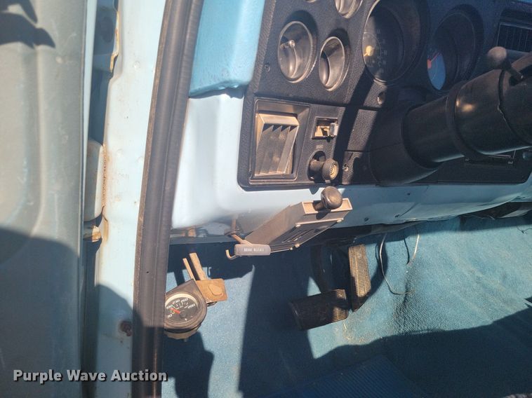 image for item LG9483 1977 Chevrolet Bonanza 20  pickup truck