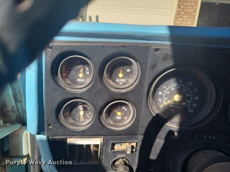 image for item LG9483 1977 Chevrolet Bonanza 20  pickup truck