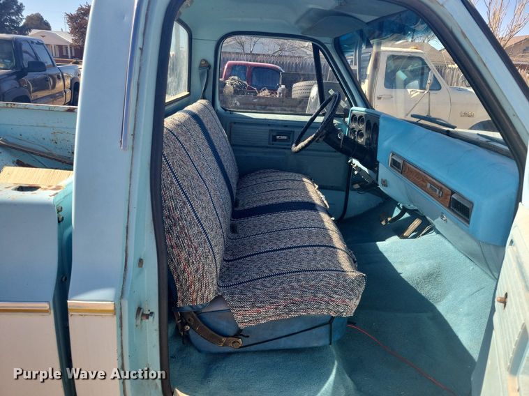 image for item LG9483 1977 Chevrolet Bonanza 20  pickup truck