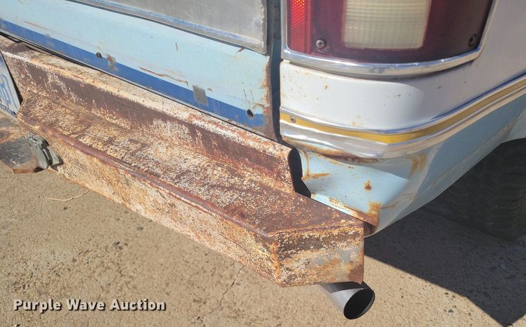 image for item LG9483 1977 Chevrolet Bonanza 20  pickup truck