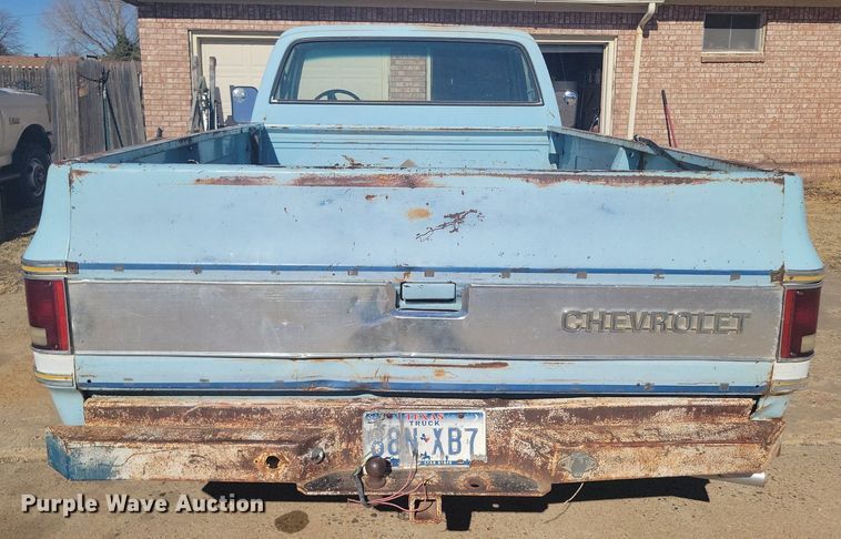 image for item LG9483 1977 Chevrolet Bonanza 20  pickup truck
