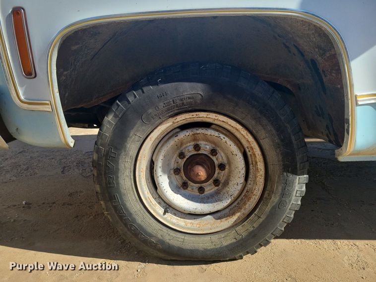 image for item LG9483 1977 Chevrolet Bonanza 20  pickup truck