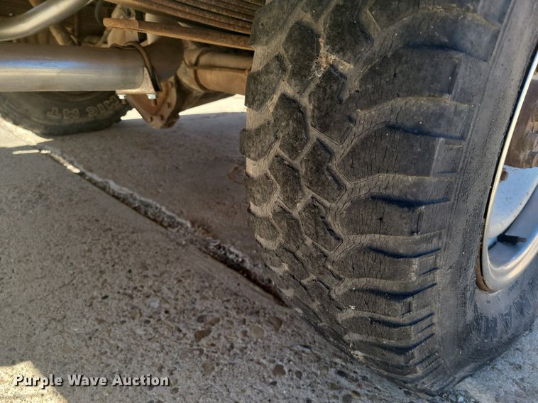 image for item LG9483 1977 Chevrolet Bonanza 20  pickup truck