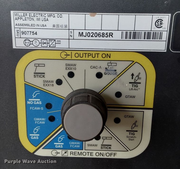 image for item LG9505 Miller Trailblazer 325 EFI  welder/generator