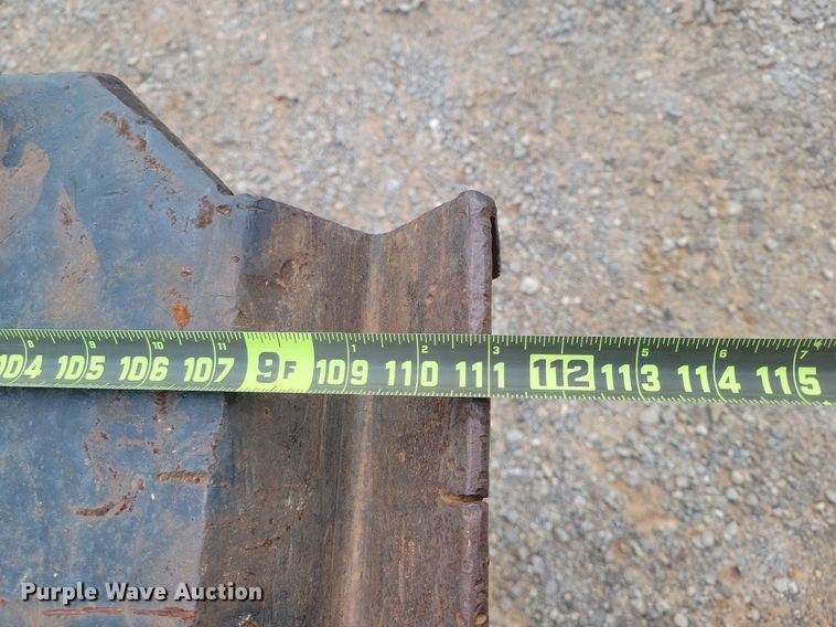 image for item LG9506 2005 Ford F350 Super Duty  flatbed pickup truck