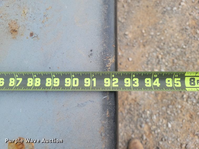 image for item LG9506 2005 Ford F350 Super Duty  flatbed pickup truck