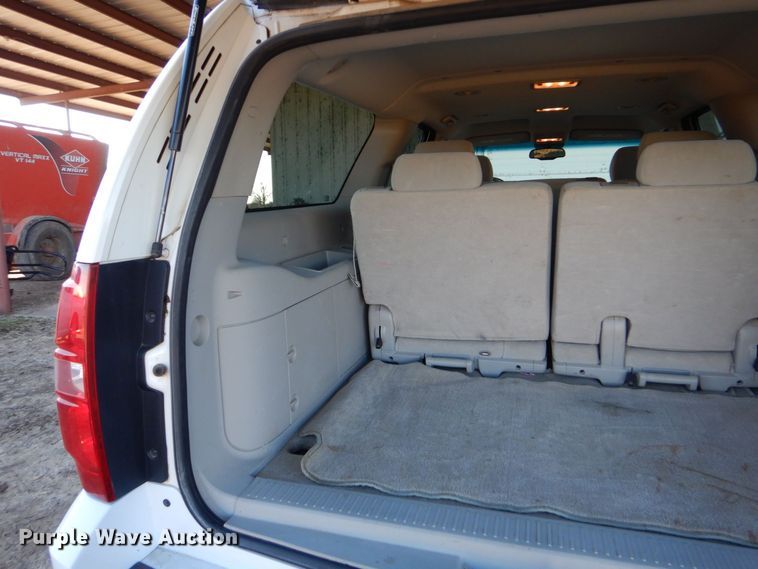 image for item LI9058 2007  Chevrolet Suburban LT  SUV