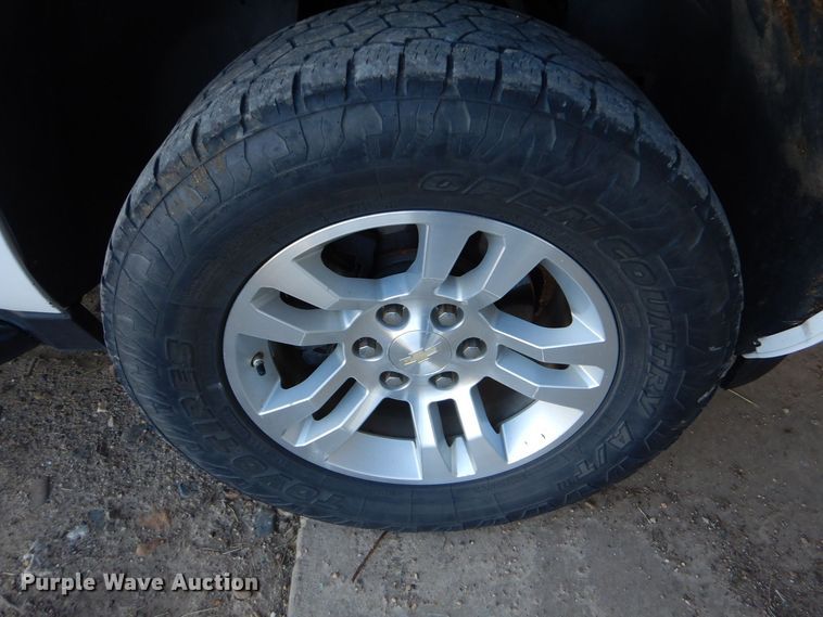 image for item LI9058 2007  Chevrolet Suburban LT  SUV