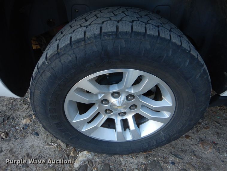 image for item LI9058 2007  Chevrolet Suburban LT  SUV