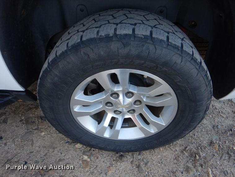 image for item LI9058 2007  Chevrolet Suburban LT  SUV