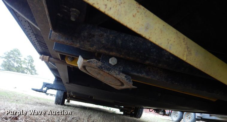 image for item LI9061 2019 Omega Weekend Warrior  toy hauler camper