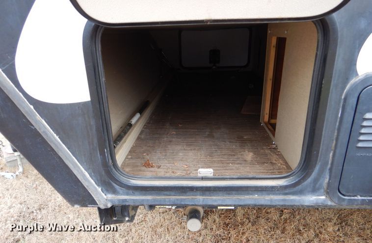 image for item LI9061 2019 Omega Weekend Warrior  toy hauler camper