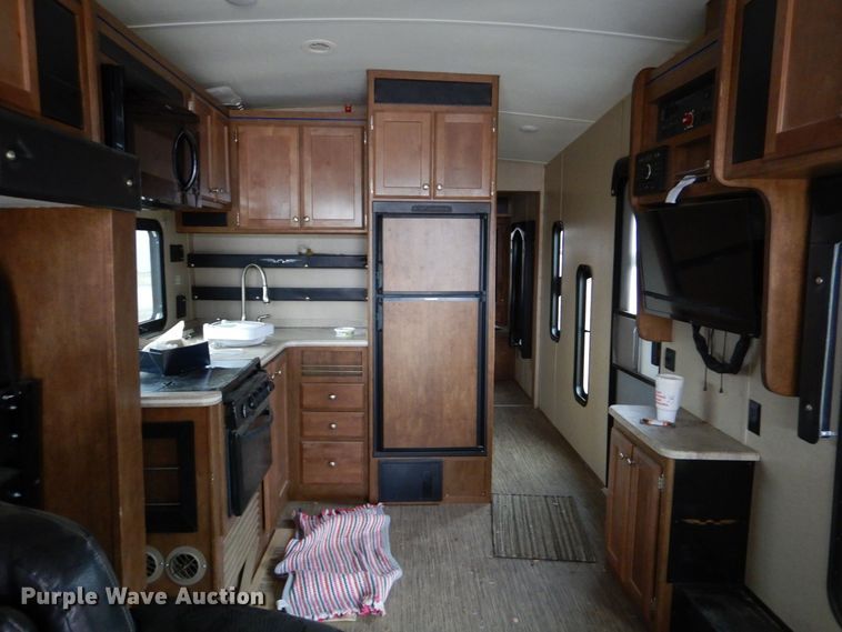 image for item LI9061 2019 Omega Weekend Warrior  toy hauler camper