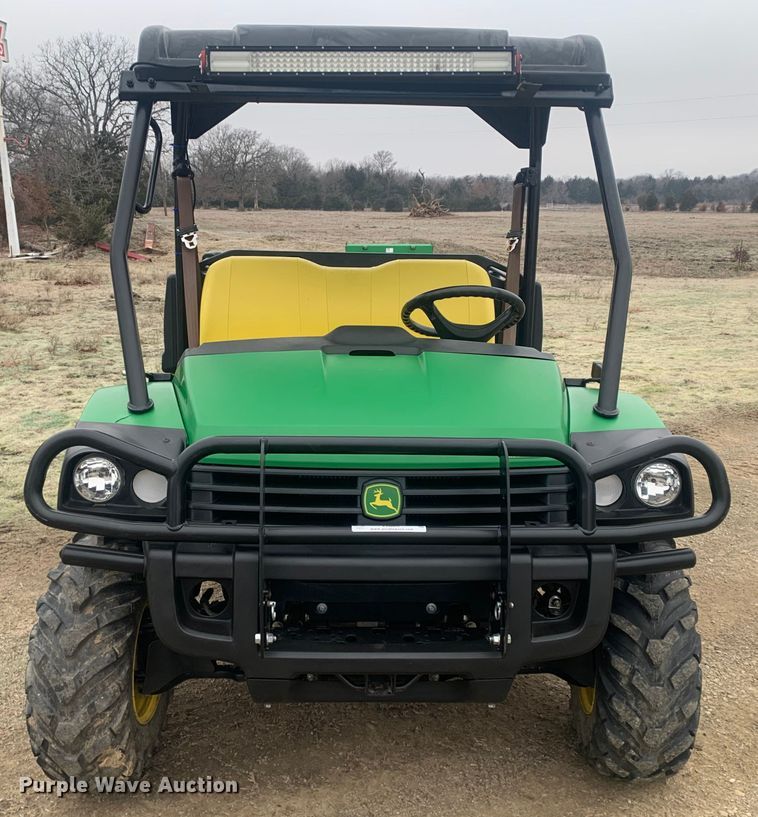 image for item LI9062 2017 John Deere XUV 825i Gator  utility vehicle