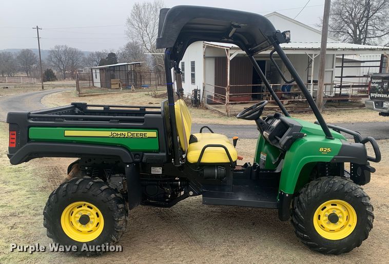 image for item LI9062 2017 John Deere XUV 825i Gator  utility vehicle