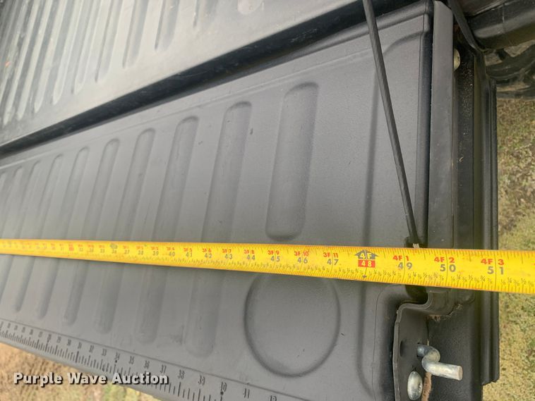 image for item LI9062 2017 John Deere XUV 825i Gator  utility vehicle