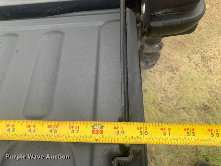 image for item LI9062 2017 John Deere XUV 825i Gator  utility vehicle