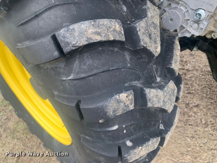 image for item LI9062 2017 John Deere XUV 825i Gator  utility vehicle