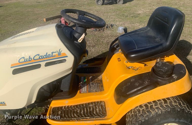 image for item LI9075 Cub Cadet LT1045  lawn mower
