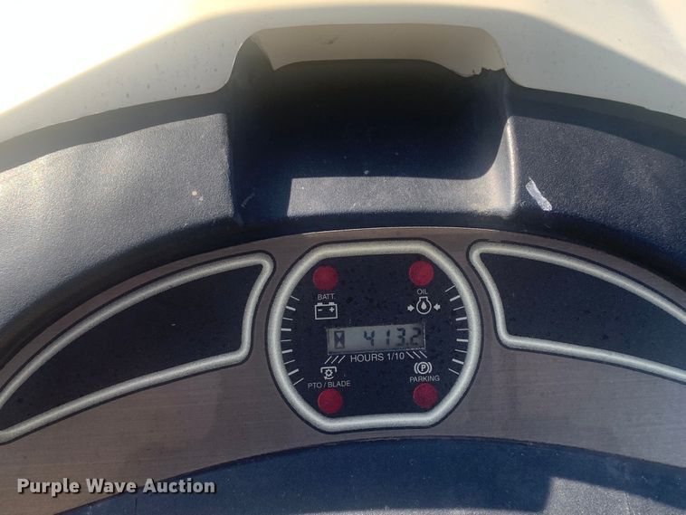 image for item LI9075 Cub Cadet LT1045  lawn mower