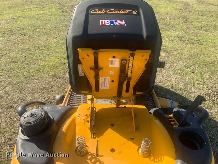 image for item LI9075 Cub Cadet LT1045  lawn mower