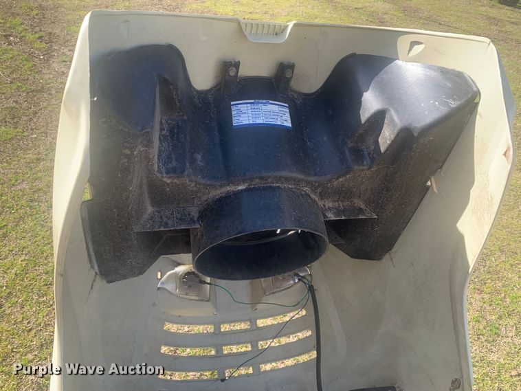 image for item LI9075 Cub Cadet LT1045  lawn mower