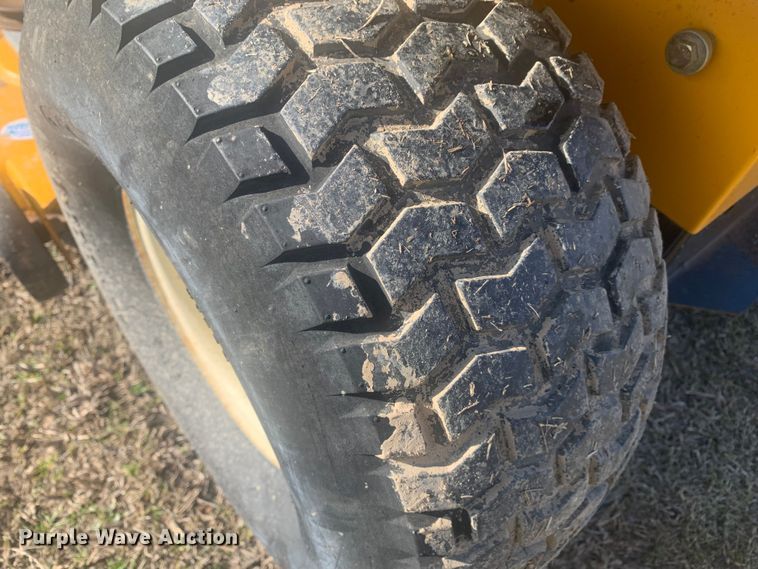 image for item LI9075 Cub Cadet LT1045  lawn mower