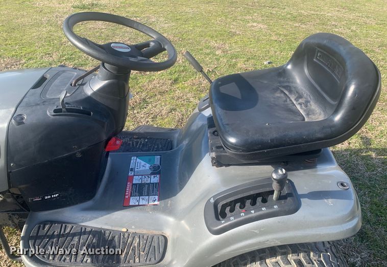 image for item LI9076 Craftsman LTS2000  lawn mower