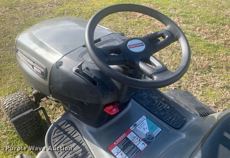 image for item LI9076 Craftsman LTS2000  lawn mower