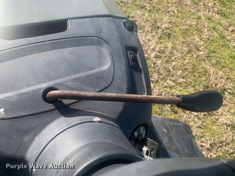 image for item LI9076 Craftsman LTS2000  lawn mower