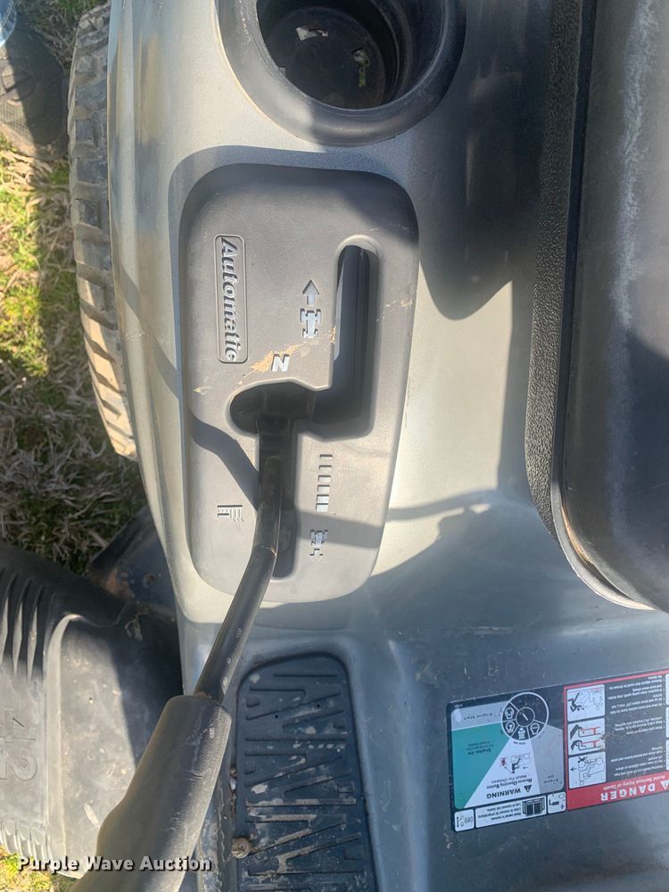 image for item LI9076 Craftsman LTS2000  lawn mower