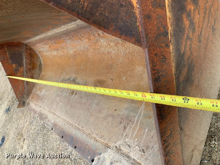 image for item LI9082 Case 480F  landscape tractor