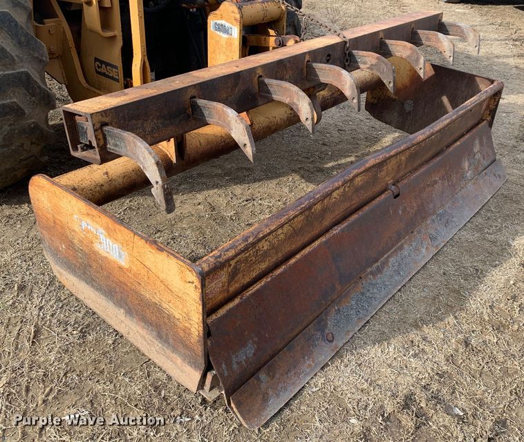 image for item LI9082 Case 480F  landscape tractor