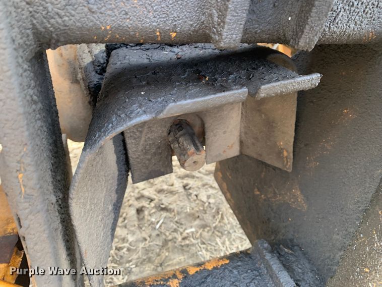 image for item LI9082 Case 480F  landscape tractor