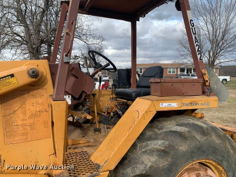 image for item LI9082 Case 480F  landscape tractor