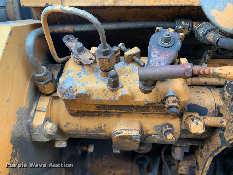 image for item LI9082 Case 480F  landscape tractor