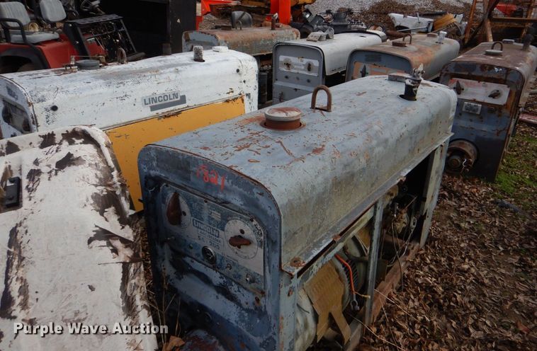 image for item LI9086 (6) Lincoln SA-200 welders