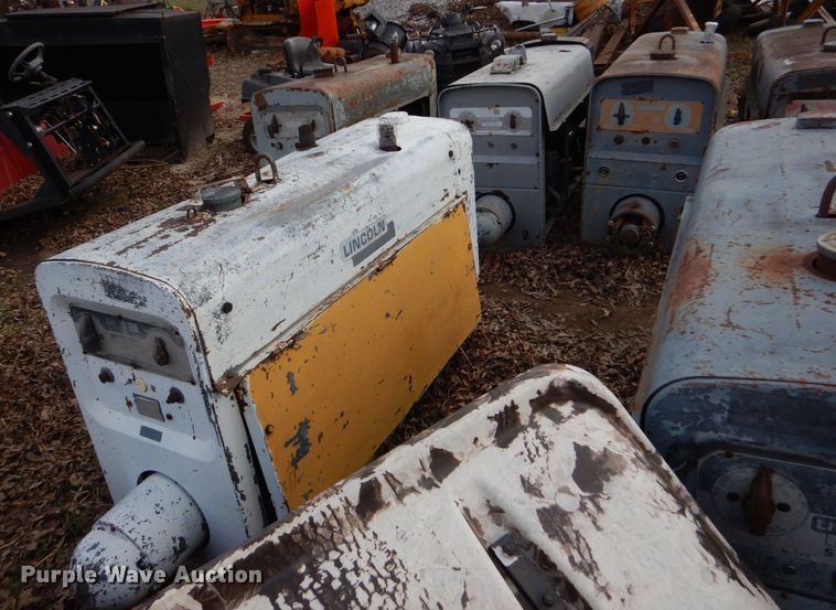 image for item LI9086 (6) Lincoln SA-200 welders