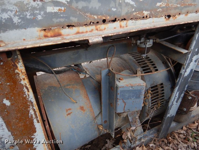 image for item LI9086 (6) Lincoln SA-200 welders