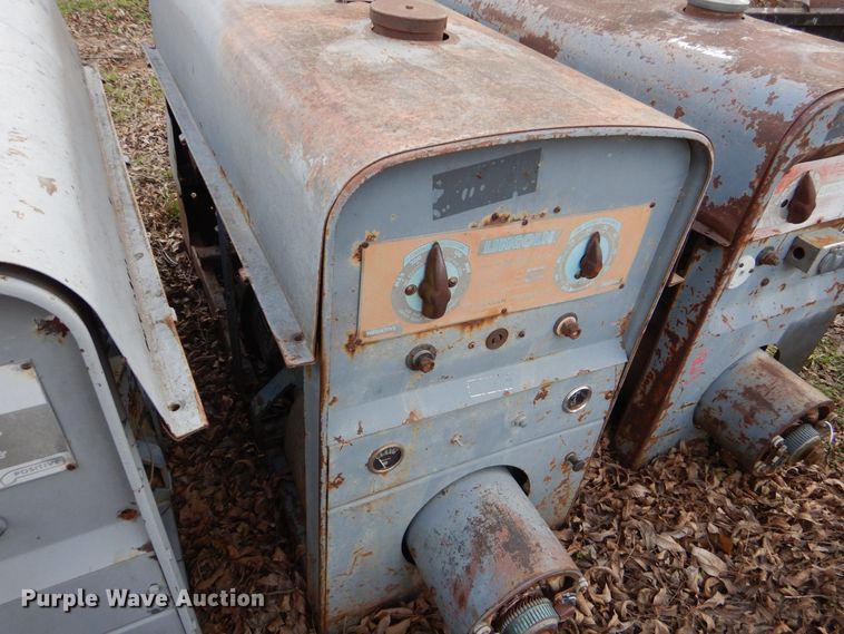 image for item LI9086 (6) Lincoln SA-200 welders