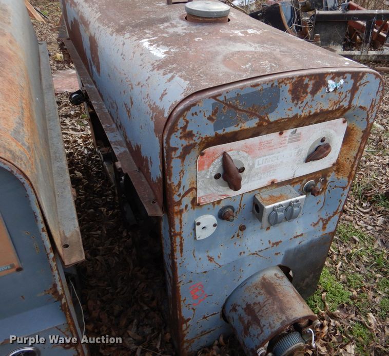 image for item LI9086 (6) Lincoln SA-200 welders