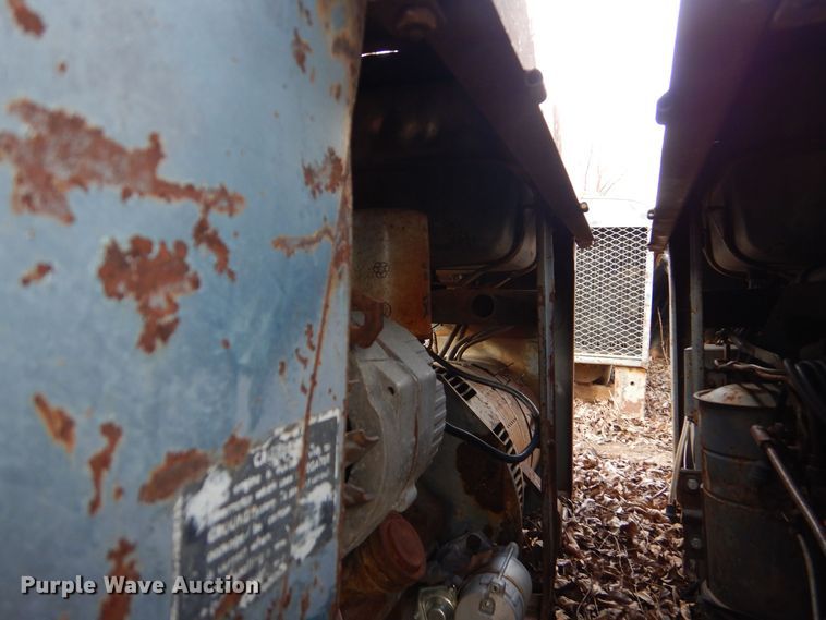 image for item LI9086 (6) Lincoln SA-200 welders