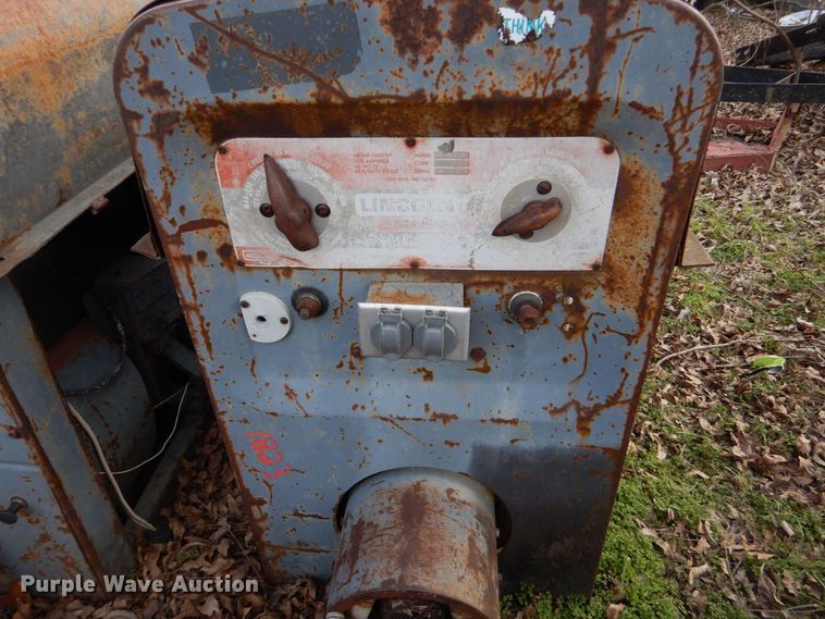 image for item LI9086 (6) Lincoln SA-200 welders