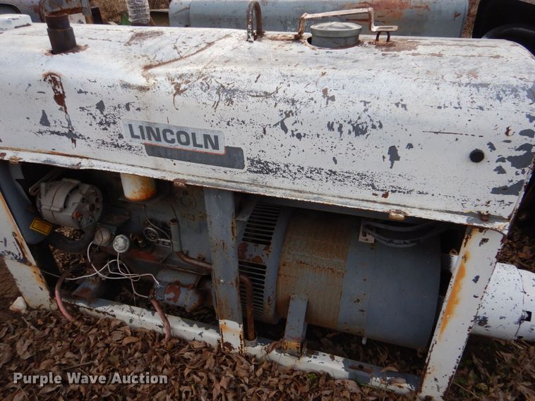 image for item LI9086 (6) Lincoln SA-200 welders