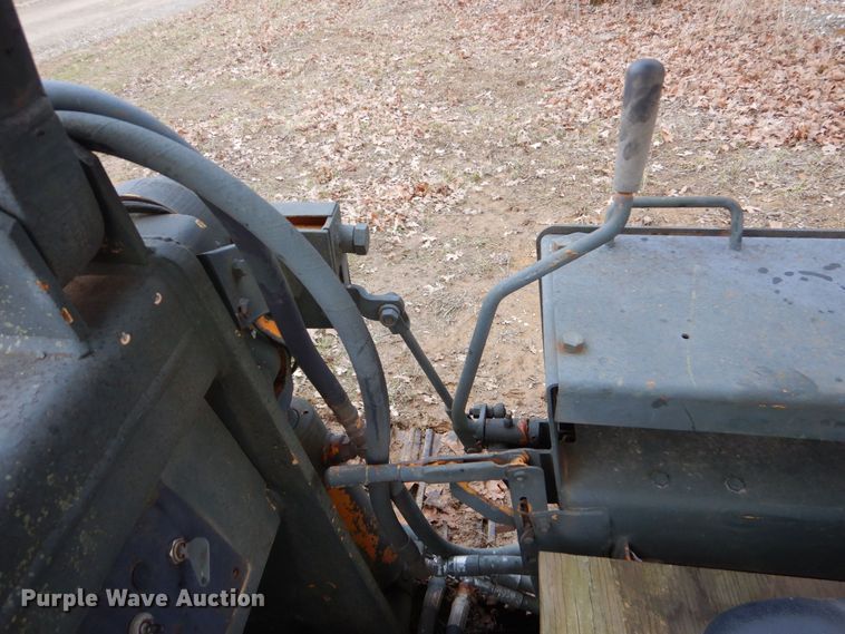 image for item LI9087 1976 Case 450  track loader