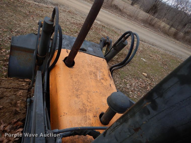 image for item LI9087 1976 Case 450  track loader