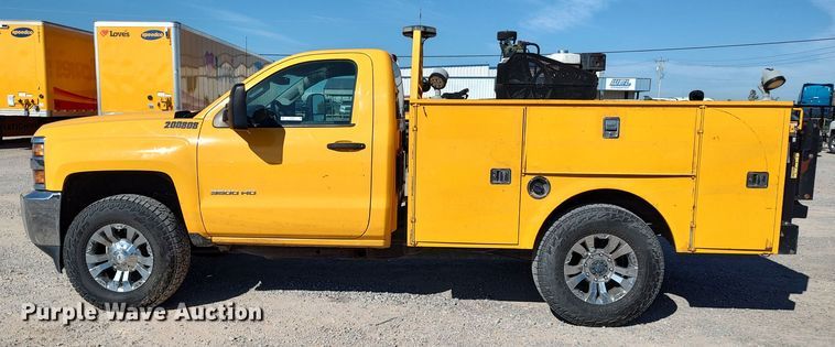 image for item LK9276 2016 Chevrolet Silverado 3500HD  utility bed pickup truck