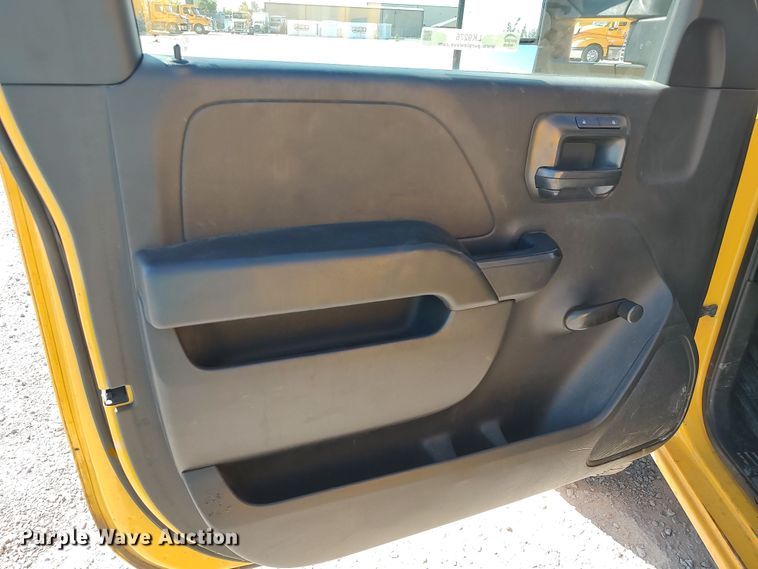 image for item LK9276 2016 Chevrolet Silverado 3500HD  utility bed pickup truck