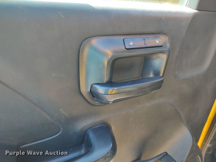 image for item LK9276 2016 Chevrolet Silverado 3500HD  utility bed pickup truck